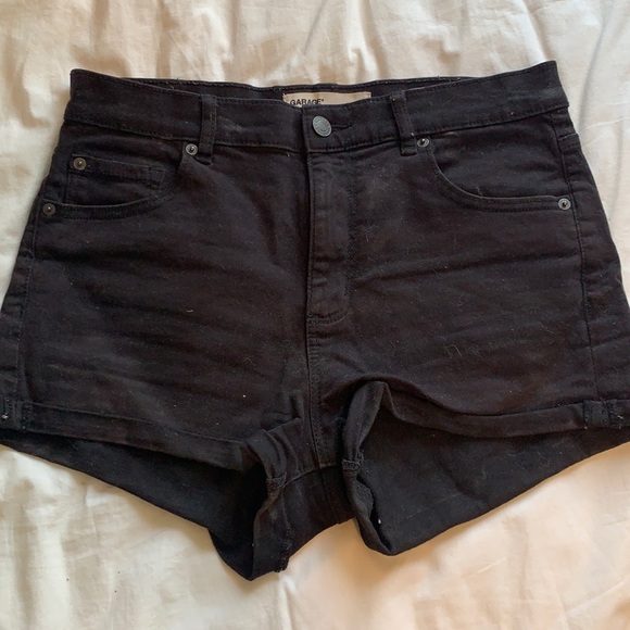 Black high waisted shorts - Picture 1 of 4